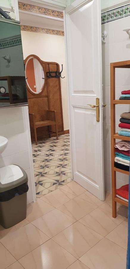 Piso Romantico Y Espacioso Tremp Ngoại thất bức ảnh