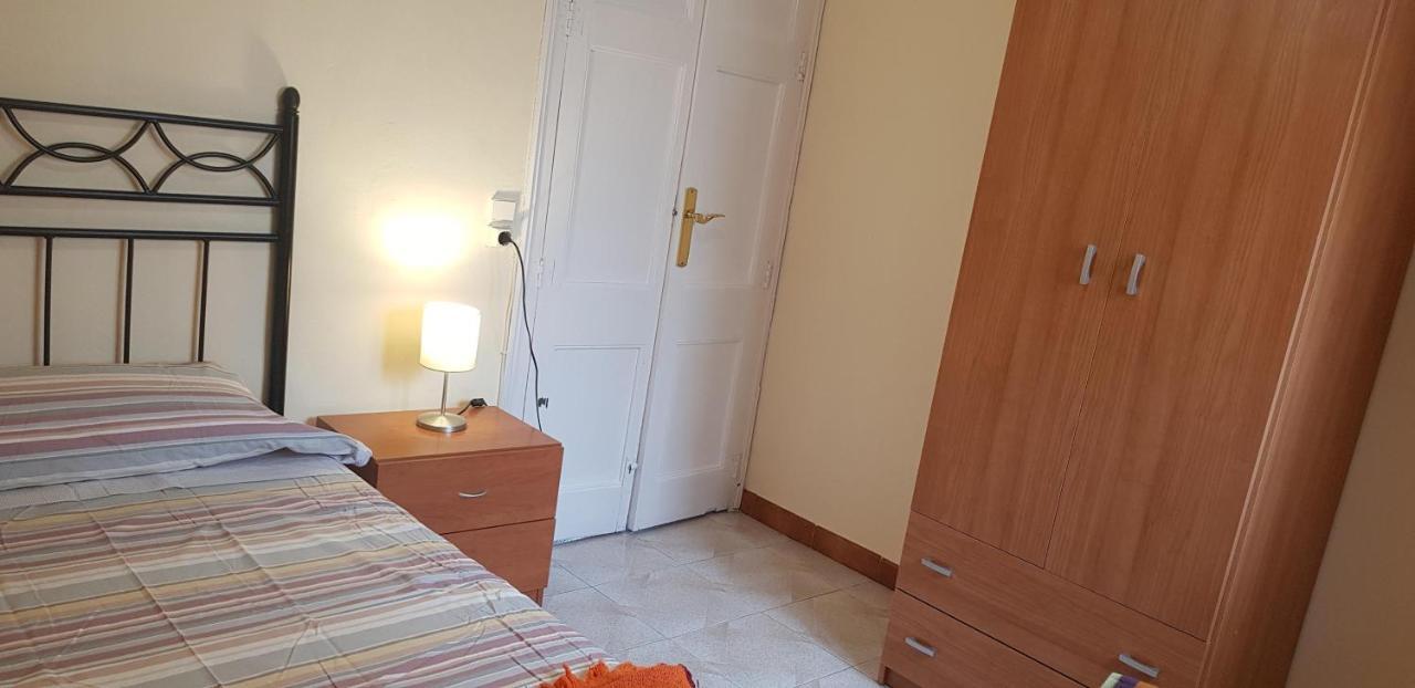 Piso Romantico Y Espacioso Tremp Ngoại thất bức ảnh